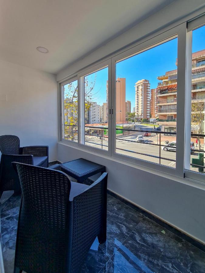 Modern Apartment Right In The Heart Of Бенідорм Екстер'єр фото